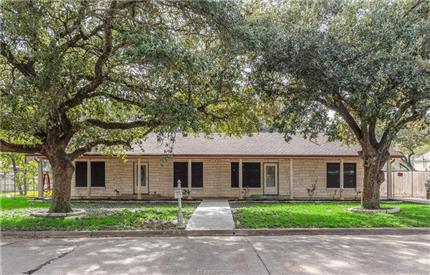 Photo of 1105 East 30th Street, Bryan, TX 77802