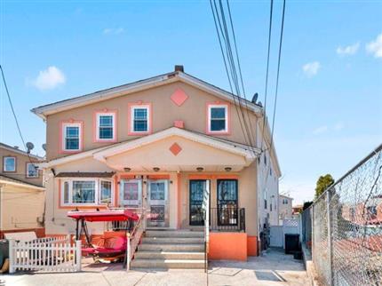 Photo of 140-14 Charles Lane, Queens, NY 11413