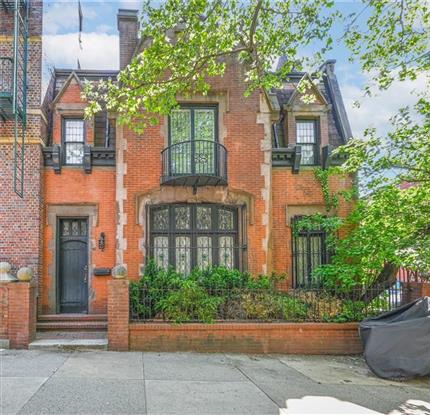 Photo of 860 Union Street, Brooklyn, NY 11215