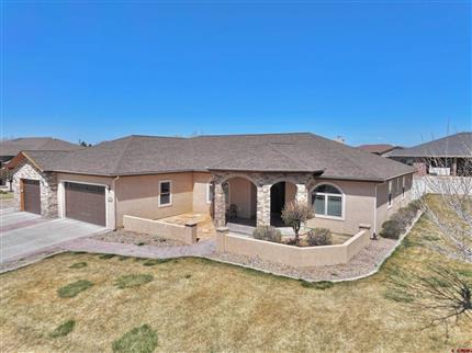 Photo of 1524 Windsor Way, Montrose, CO 81401