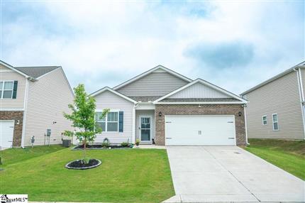 Photo of 305 Bonifay Drive, Fountain Inn, SC 29644