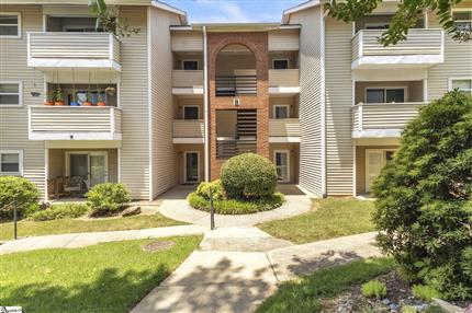 Photo of 2601 Duncan Chapel Road 302B, Greenville, SC 29617