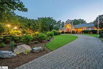 Photo of 4 Huntington Court, Greenville, SC 29615