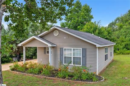 Photo of 6 Pathway Drive, Greenville, SC 29611
