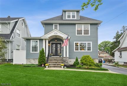 Photo of 238 Williams Ave, Hasbrouck Heights Boro, NJ 07604
