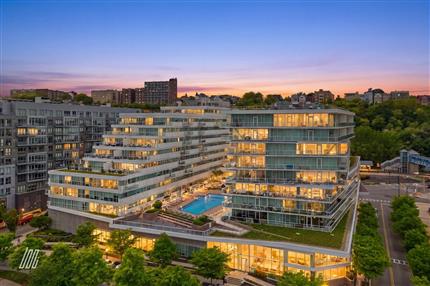 Photo of 800 AVENUE AT PORT IMPERIAL 806, Weehawken, NJ 07086