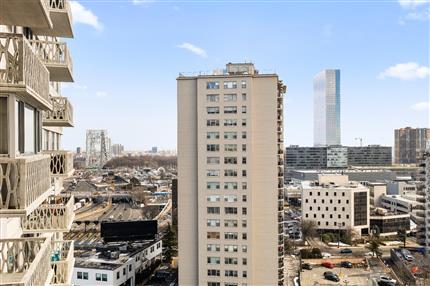 Photo of 2100 LINWOOD AVE 17N, Fort Lee, NJ 07024