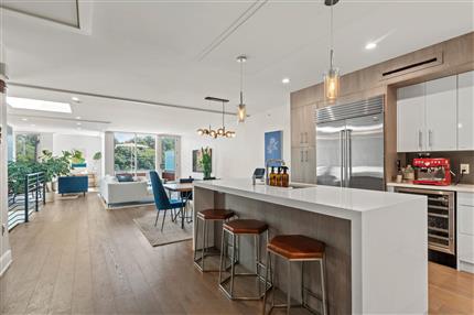 Photo of 367 PARK AVE, Weehawken, NJ 07086