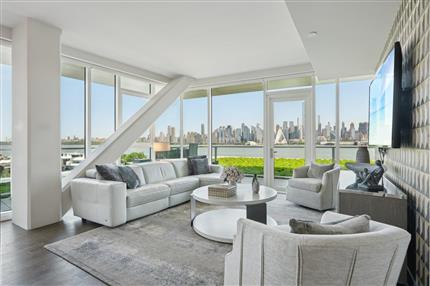 Photo of 800 AVENUE AT PORT IMPERIAL 305, Weehawken, NJ 07086