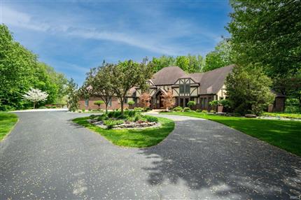 Photo of 10185 N 650 East, New Carlisle, IN 46552
