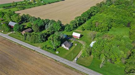 Photo of 56611 Tulip Road, New Carlisle, IN 46552
