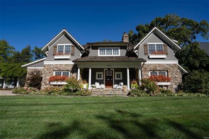 Photo of 10712 N South Shore, Syracuse, IN 46567