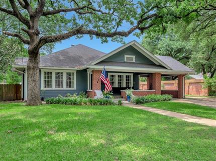 Photo of 914 South Raguet Street, Lufkin, TX 75904