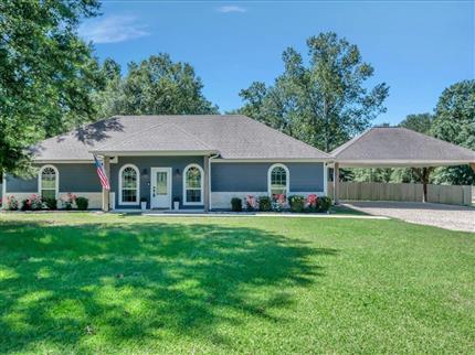 Photo of 1207 Old Ewing Road, Lufkin, TX 75901