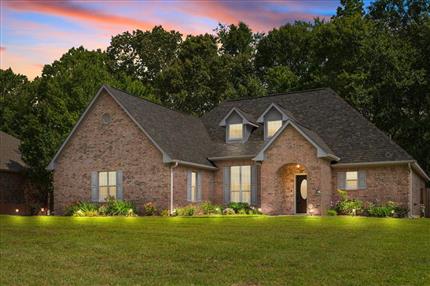 Photo of 134 Copperwood Loop, Lufkin, TX 75901