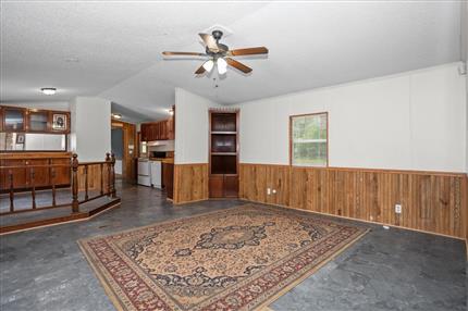 Photo of 131 Oliver Road, Lufkin, TX 75901