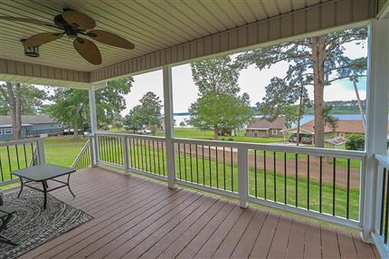 Photo of 176 Paradise Drive, Zavalla, TX 75980
