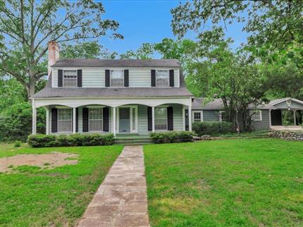 Photo of 908 Southwood Dr, Lufkin, TX 75904