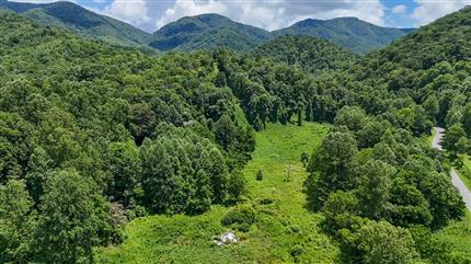Photo of 3991 Boiling Springs Rd, MURPHY, NC 28906