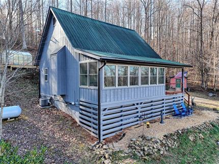 Photo of 566 Old Cherry Mountain Trail, HAYESVILLE, NC 28904