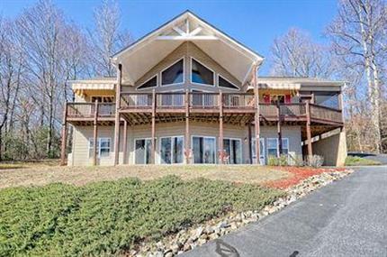 Photo of 1085 Chatuge Village Circle #66&68, HAYESVILLE, NC 28904
