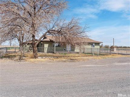 Photo of 1515 Gummow Drive, Fallon, NV 89406
