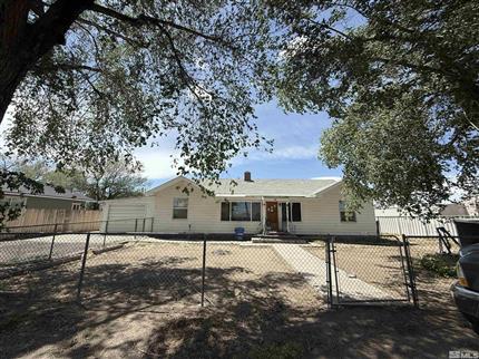 Photo of 100 Dalton St, Fallon, NV 89406