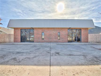 Photo of 1308 Commerce Drive, Norman, OK 73071