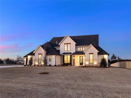 Photo of 3400 Woodland Springs, Norman, OK 73072