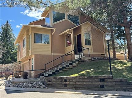 Photo of 4230 Autumn Heights Drive #F, Colorado Springs, CO 80906