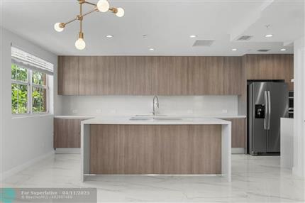 Photo of 620 NE 7th Ave #620, Fort Lauderdale, FL 33304