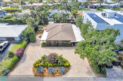 Photo of 258 Basin Dr, Lauderdale By The Sea, FL 33308