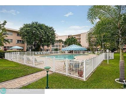 Photo of 1481 S OCEAN BL #228B, Lauderdale By The Sea, FL 33062