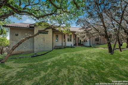 Photo of 221 PEACE DR, Kerrville, TX 78028