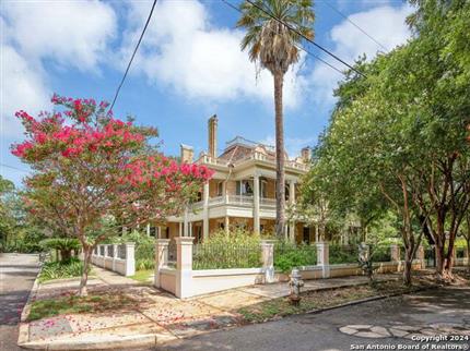 Photo of 241 KING WILLIAM, San Antonio, TX 78204