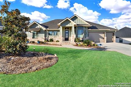Photo of 116 E MAGNOLIA CIR, La Vernia, TX 78121