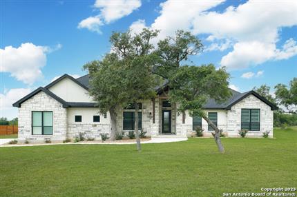 Photo of 370 JAMES WAY, Castroville, TX 78009