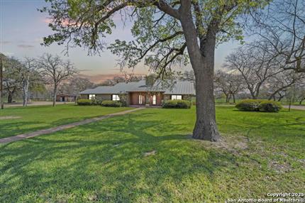 Photo of 6992 State Highway 97, Floresville, TX 78114