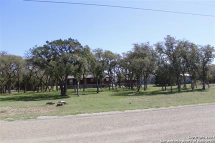 Photo of private road 1510, Bandera, TX 78003