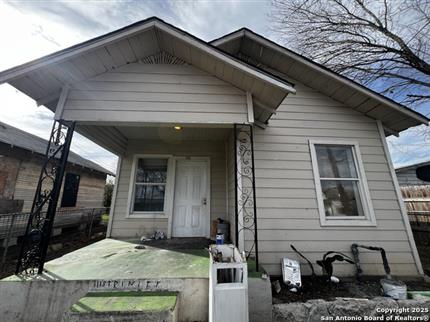 Photo of 711 S TRINITY ST, San Antonio, TX 78207