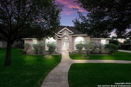 Photo of 113 River Knoll, Castroville, TX 78009