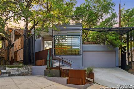 Photo of 4139 CLIFF OAKS ST, San Antonio, TX 78229