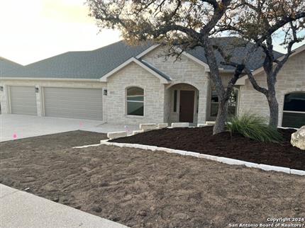 Photo of 2103 Valencia Dr N, Kerrville, TX 78028
