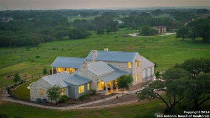 Photo of 4248 NATURES WAY, New Braunfels, TX 78132