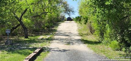 Photo of 350 County Road 574, Castroville, TX 78009