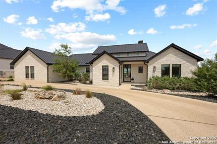 Photo of 505 Preston Trail, Boerne, TX 78006