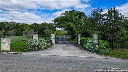 Photo of 1630 whispering woods, New Braunfels, TX 78132
